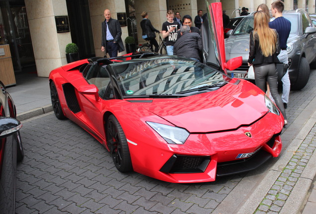 Lamborghini Aventador LP700-4 Roadster