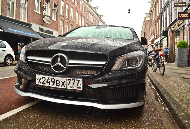 Mercedes-Benz CLA 45 AMG C117