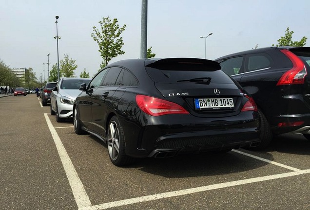 Mercedes-Benz CLA 45 AMG Shooting Brake