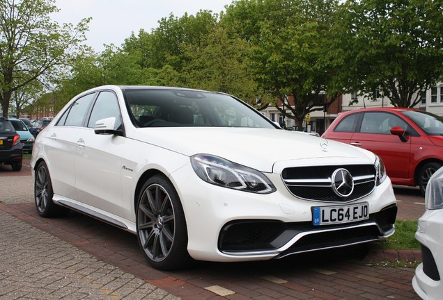 Mercedes-Benz E 63 AMG S W212