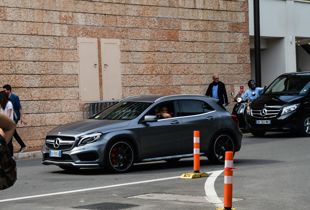 Mercedes-Benz GLA 45 AMG X156