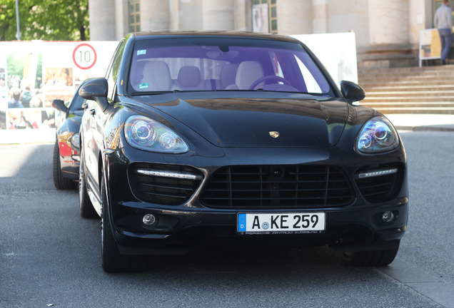 Porsche 958 Cayenne GTS