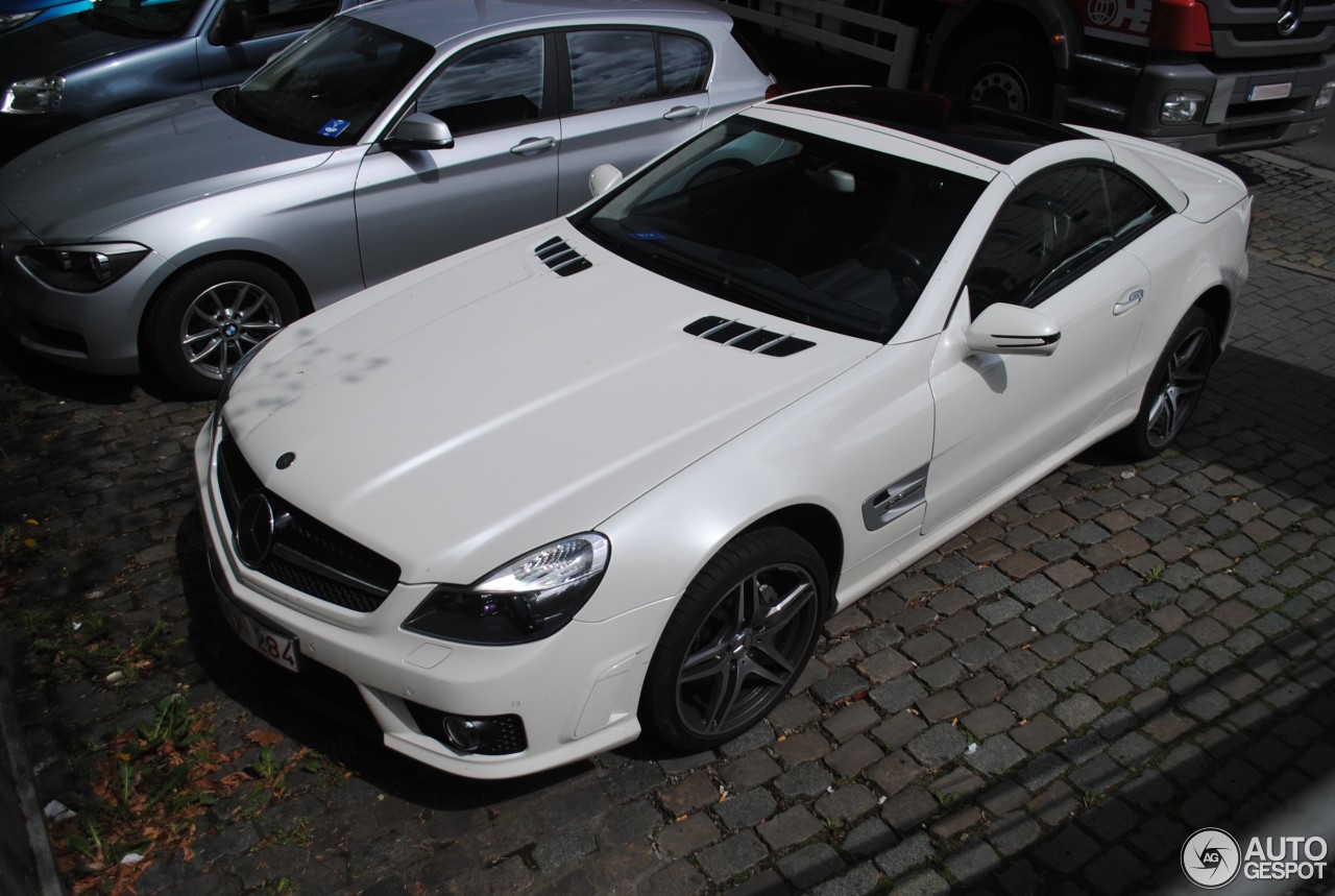 Mercedes-Benz SL 63 AMG