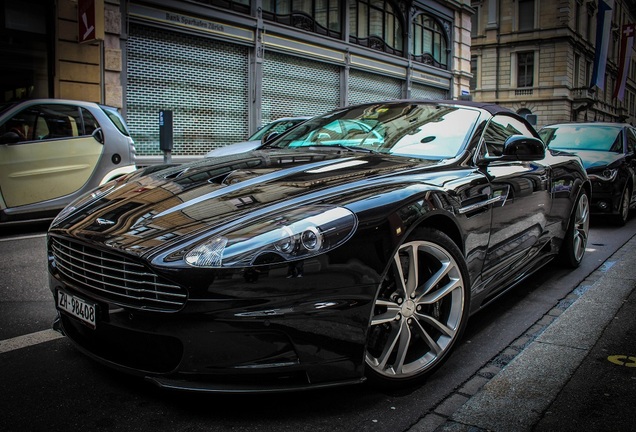 Aston Martin DBS Volante