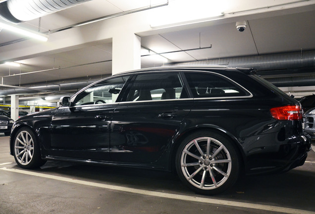 Audi RS4 Avant B8