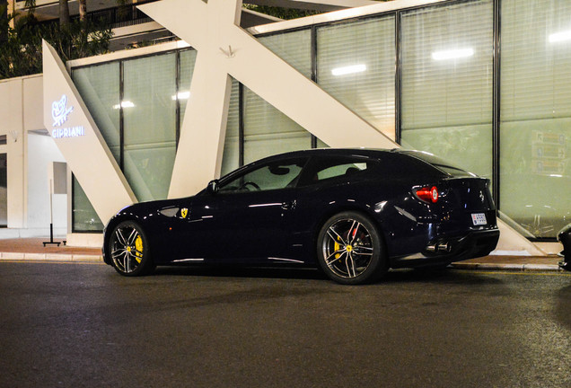 Ferrari FF