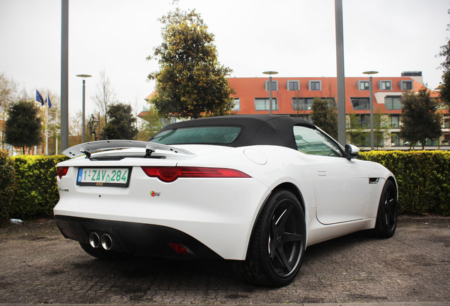 Jaguar F-TYPE S Convertible