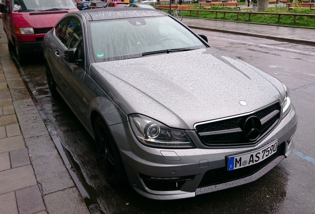 Mercedes-Benz C 63 AMG Coupé