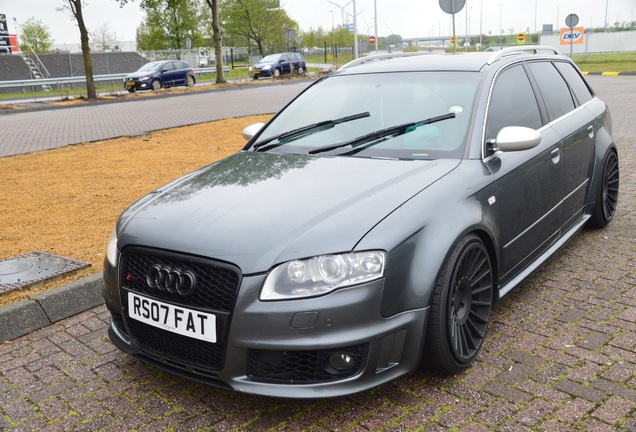 Audi RS4 Avant B7