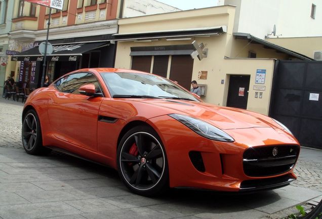 Jaguar F-TYPE R Coupé