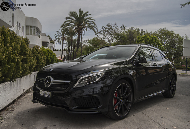 Mercedes-Benz GLA 45 AMG X156