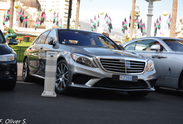 Mercedes-Benz S 63 AMG V222