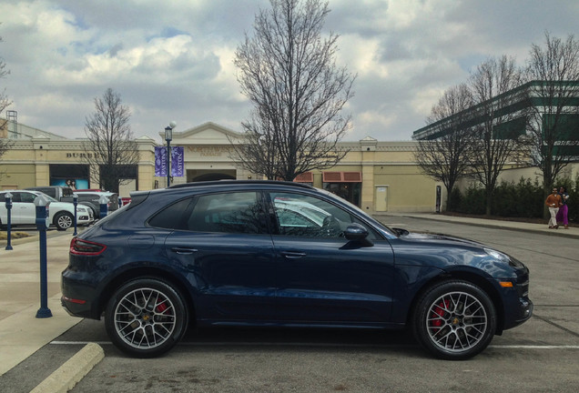 Porsche 95B Macan Turbo