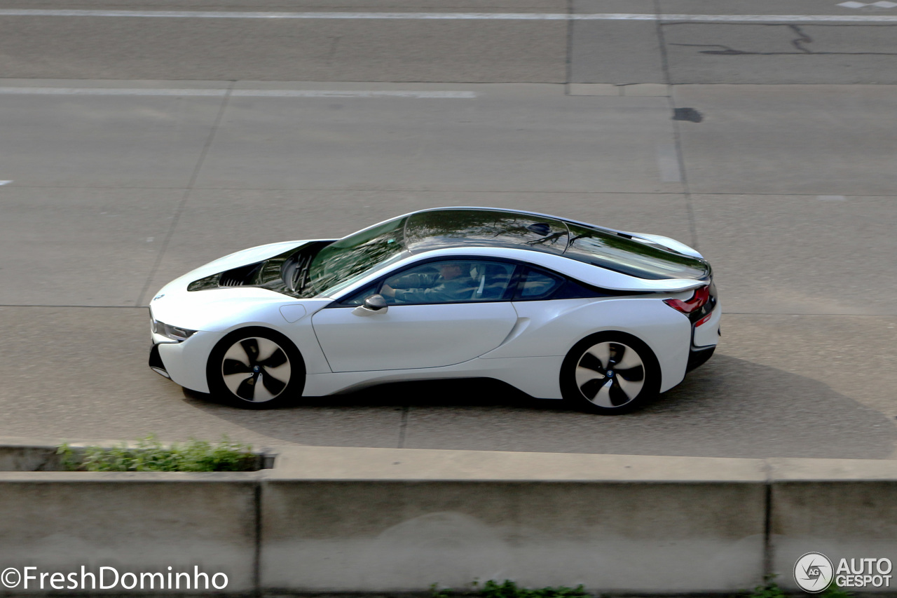 BMW i8