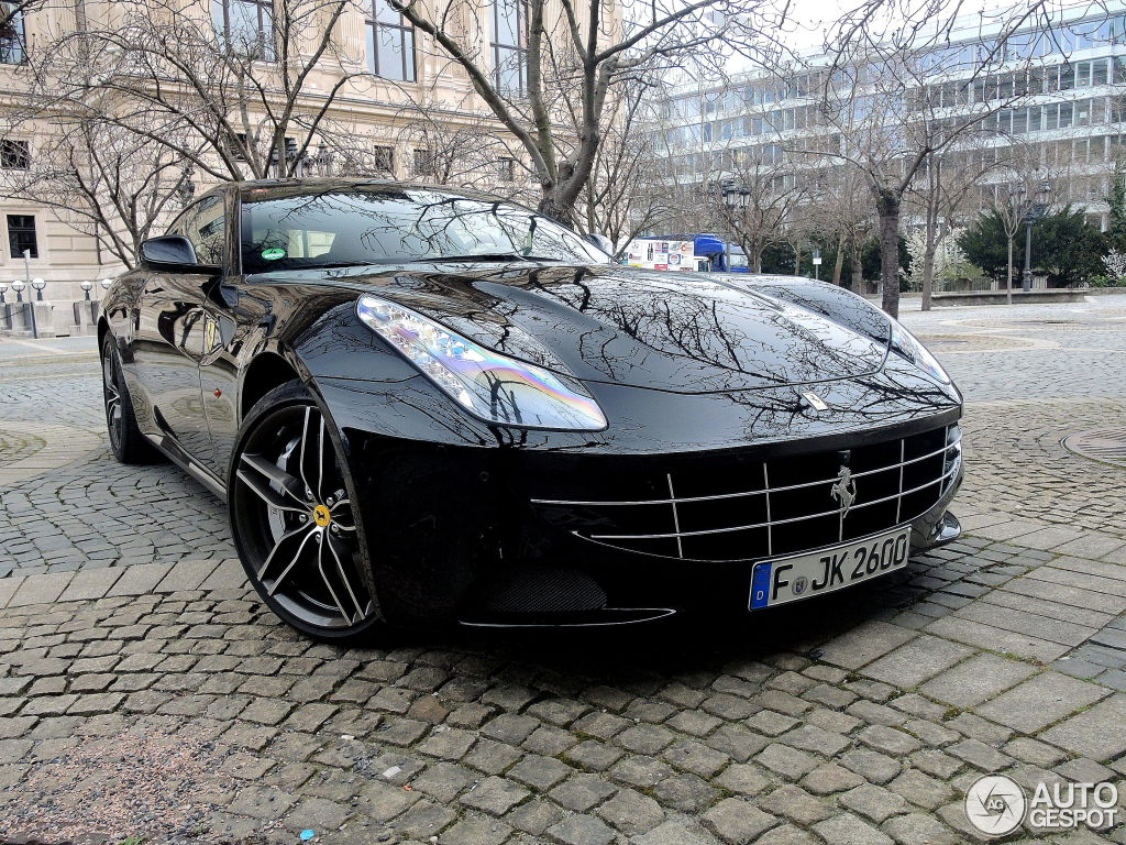 Ferrari FF