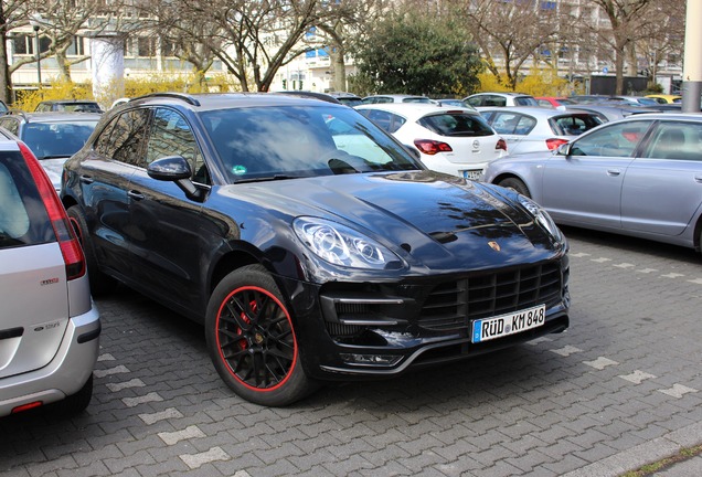 Porsche 95B Macan Turbo