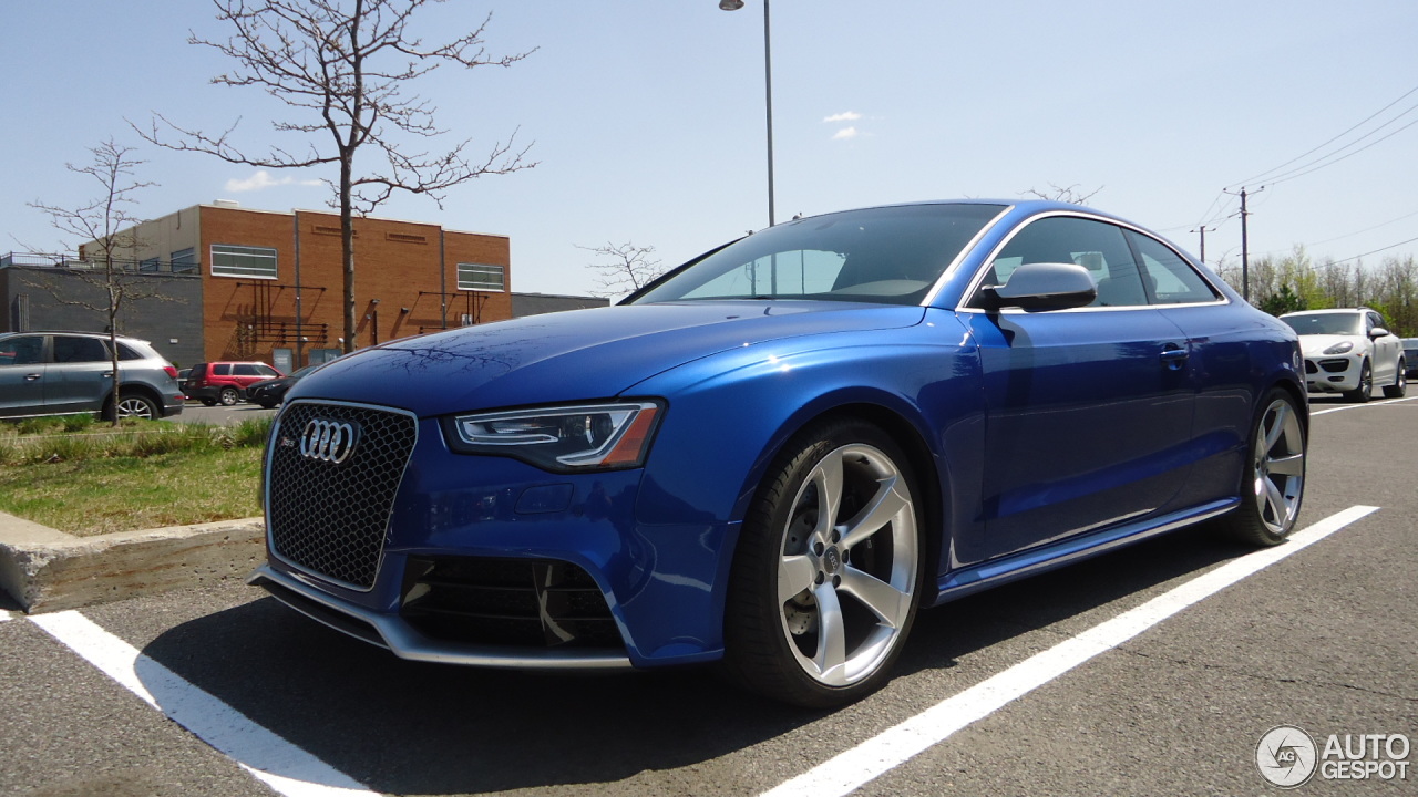 Audi RS5 B8 2012