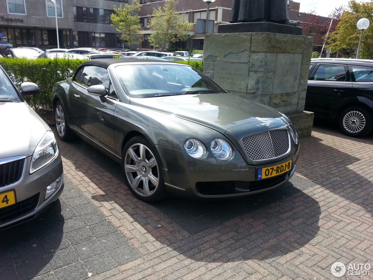 Bentley Continental GTC