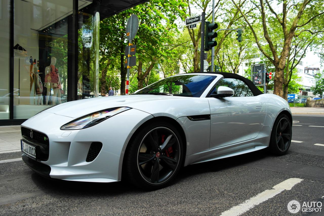 Jaguar F-TYPE R AWD Convertible