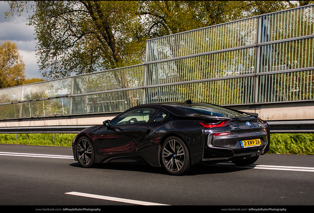 BMW i8 Carbon Edition