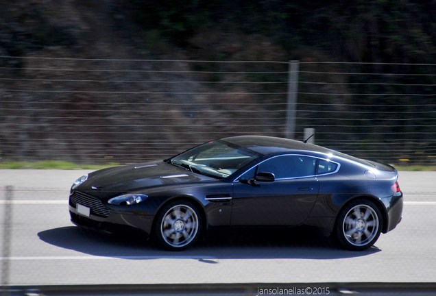 Aston Martin V8 Vantage