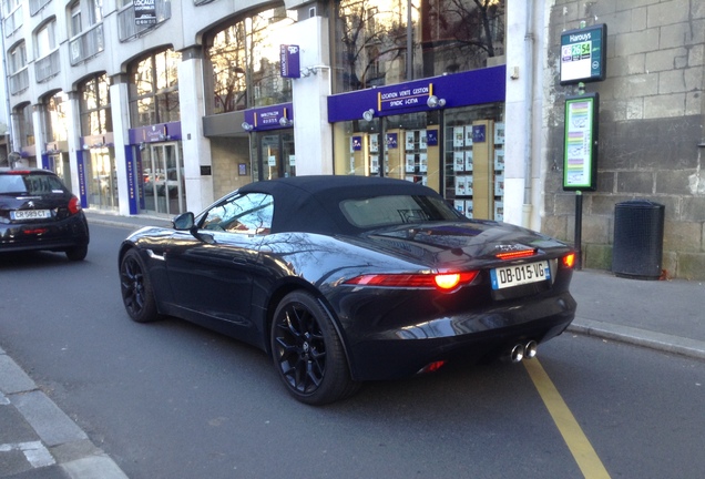 Jaguar F-TYPE S Convertible