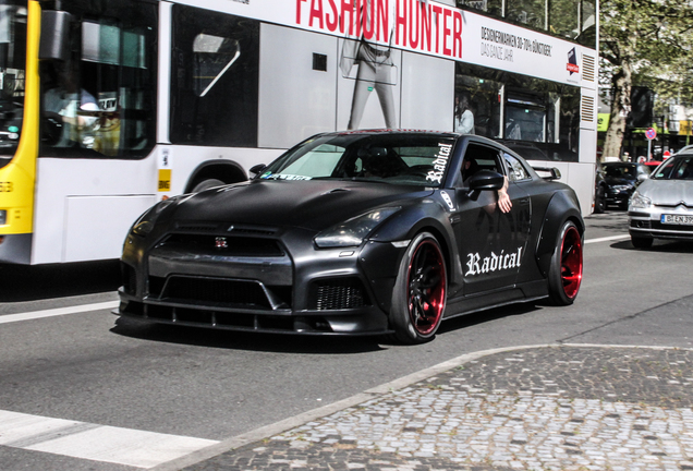 Nissan GT-R PD750 WB