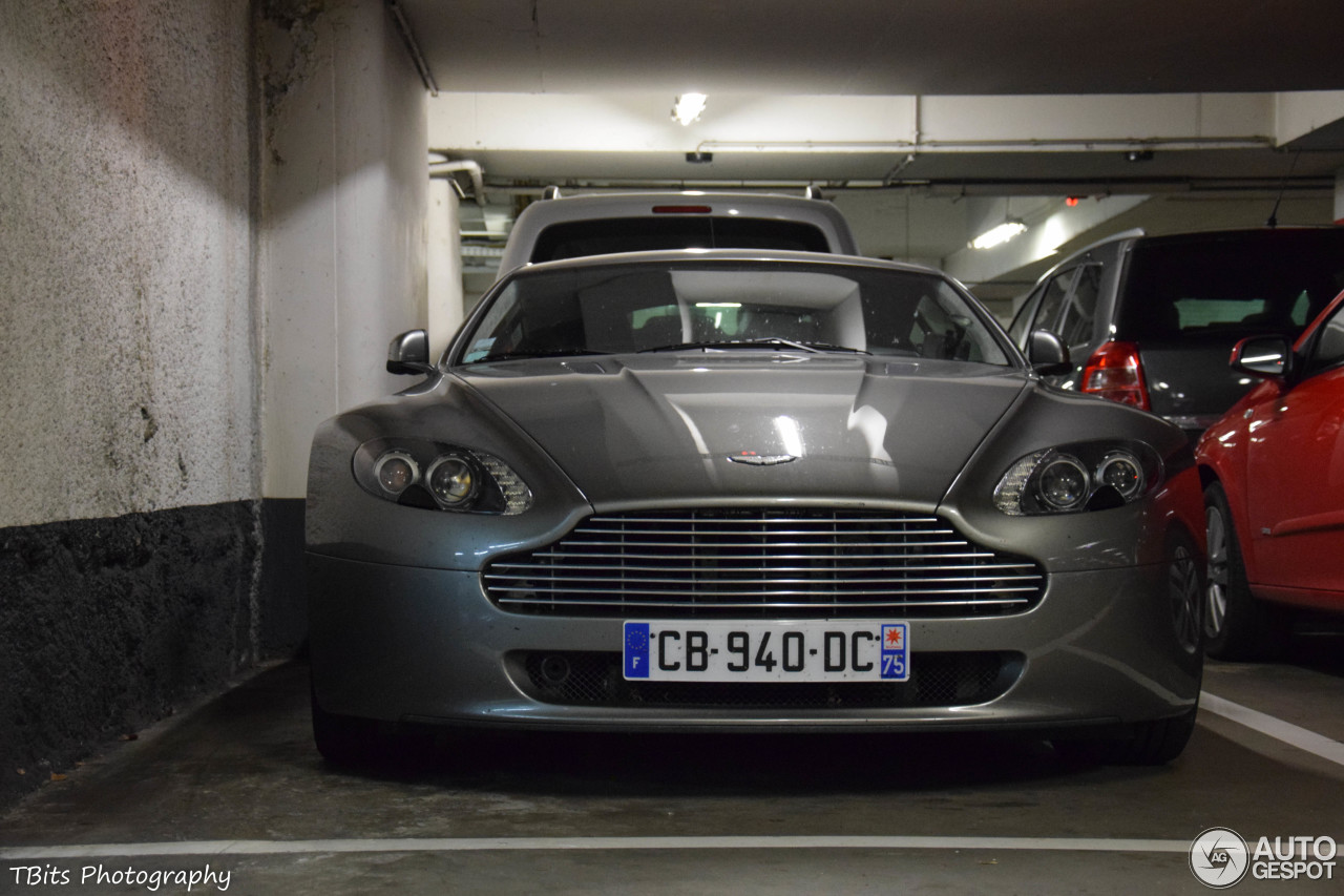 Aston Martin V8 Vantage