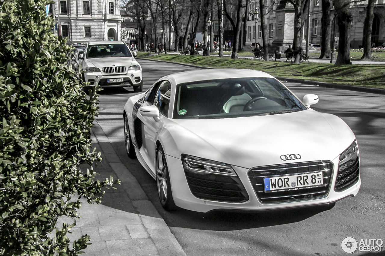 Audi R8 V10 2013