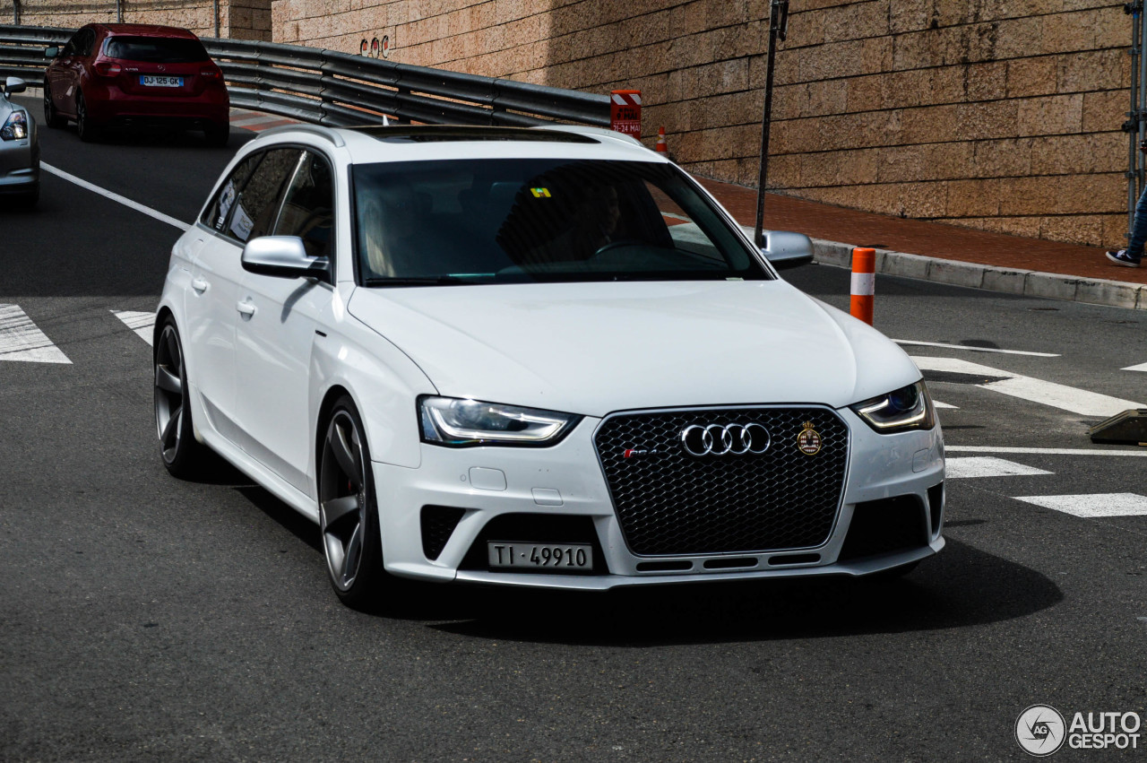 Audi RS4 Avant B8