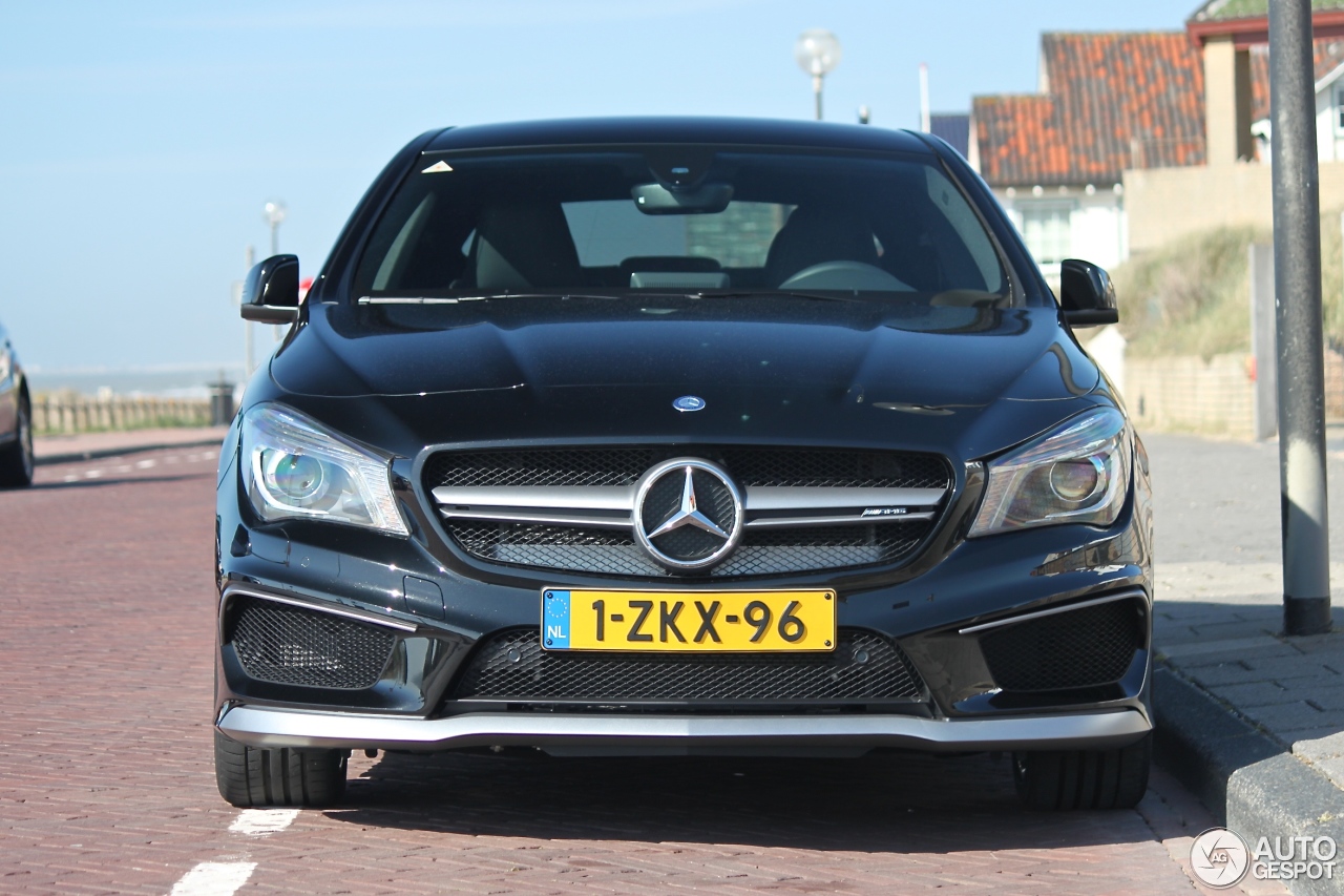 Mercedes-Benz CLA 45 AMG C117