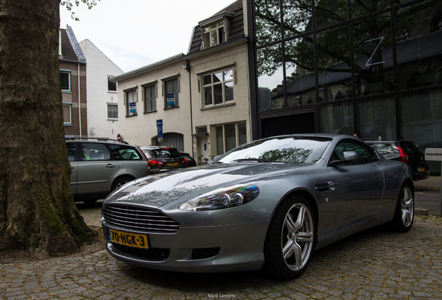 Aston Martin DB9