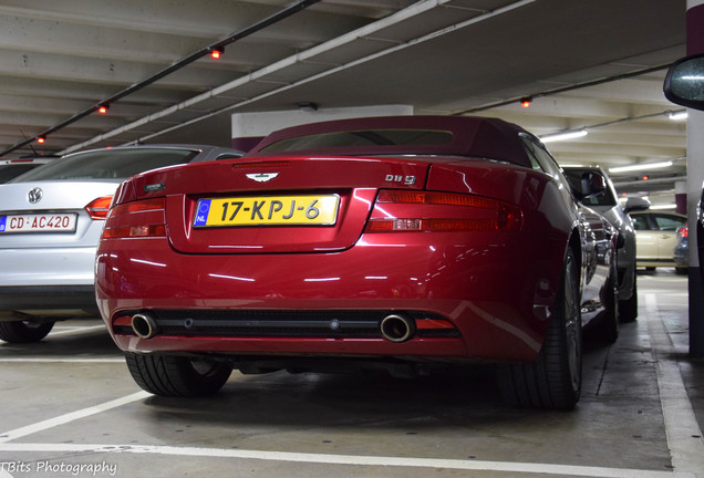 Aston Martin DB9 Volante