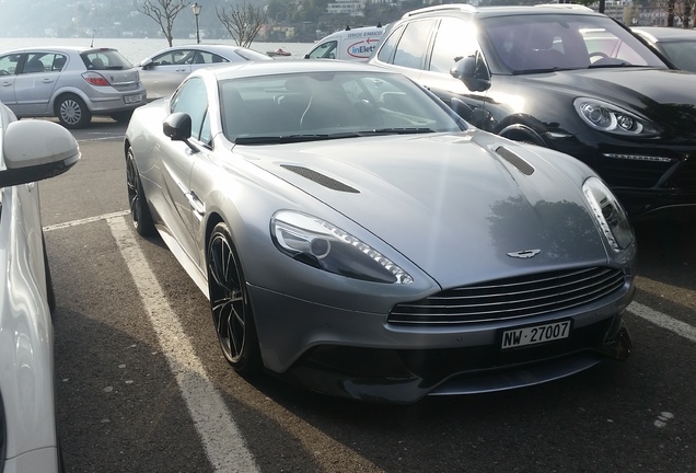 Aston Martin Vanquish 2013