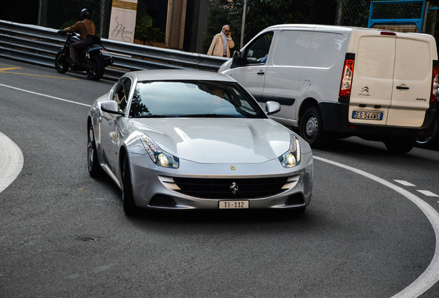 Ferrari FF