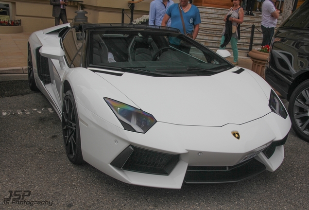 Lamborghini Aventador LP700-4 Roadster