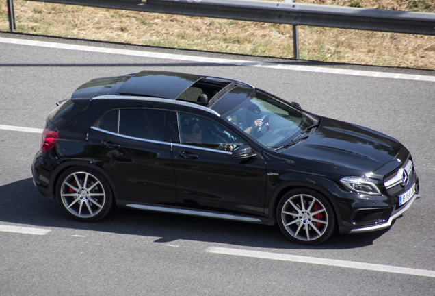 Mercedes-Benz GLA 45 AMG X156