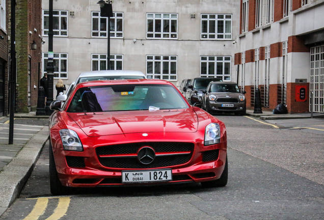 Mercedes-Benz SLS AMG