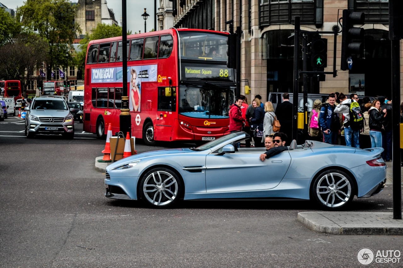 Aston Martin Vanquish Volante