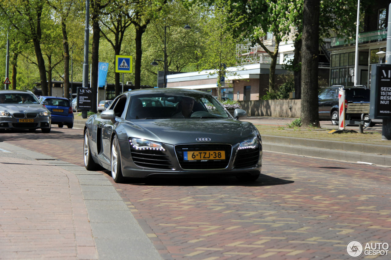 Audi R8