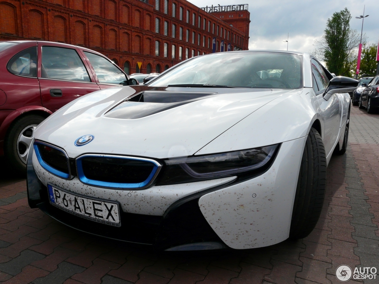 BMW i8