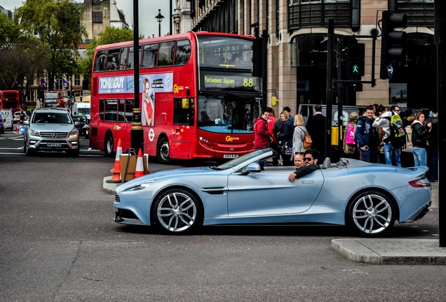 Aston Martin Vanquish Volante