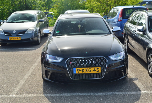 Audi RS4 Avant B8