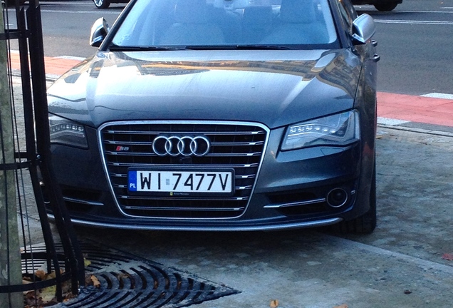 Audi S8 D4