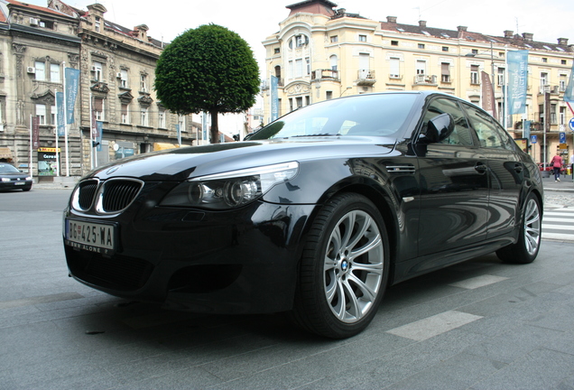 BMW M5 E60 2005