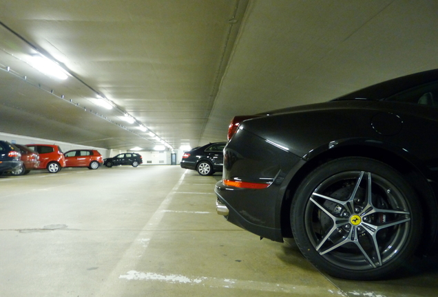 Ferrari California T