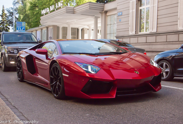 Lamborghini Aventador LP700-4