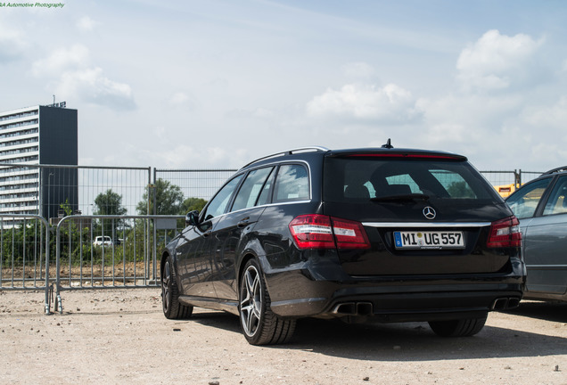 Mercedes-Benz E 63 AMG S212 V8 Biturbo