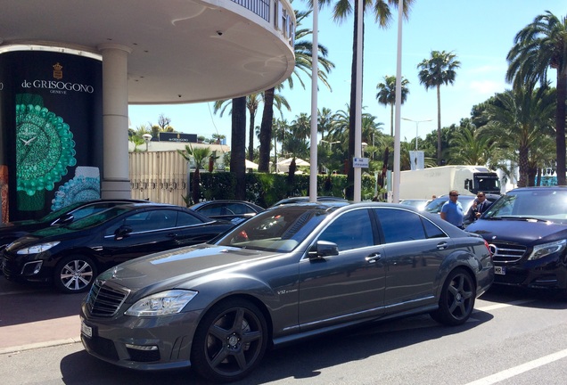 Mercedes-Benz S 65 AMG V221 2010