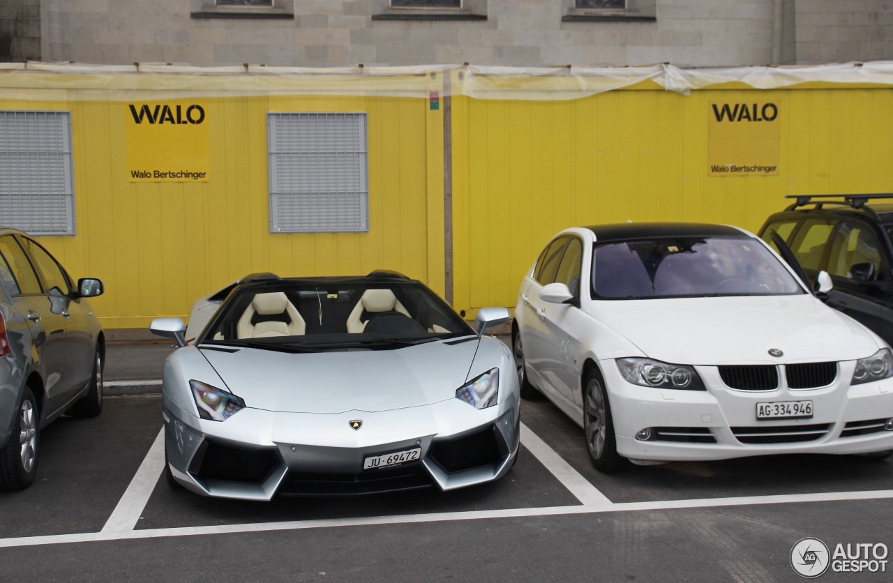 Lamborghini Aventador LP700-4 Roadster